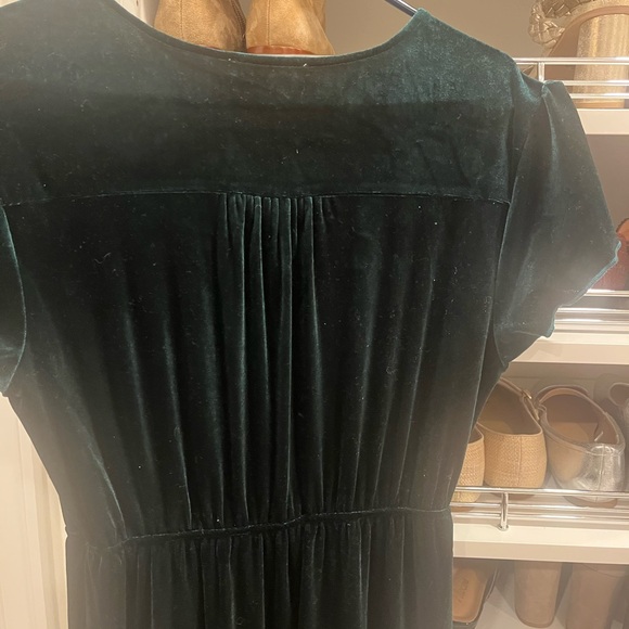 Boutique Green Velvet Maxi Dress - Picture 3 of 3